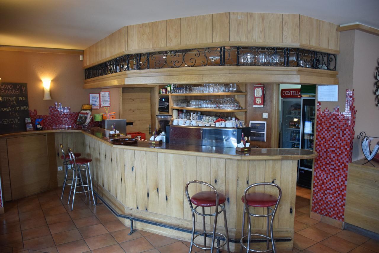 Hostel Novak Novo Mesto Extérieur photo